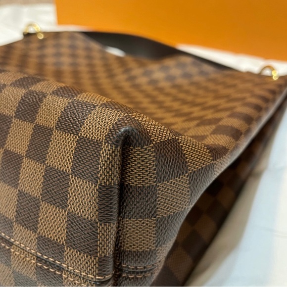 Louis Vuitton Graceful MM - Picture 6 of 15